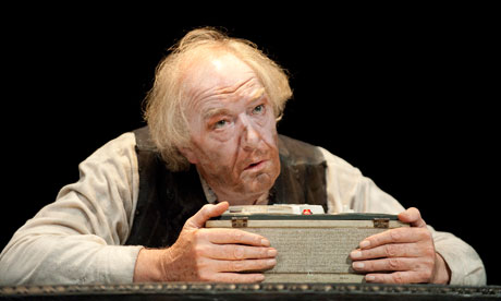 Pitch perfect Michael Gambon in Krapp's Last Tape at the Duchess theatre 
