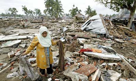 indonesia tsunami pictures. indonesia tsunami early