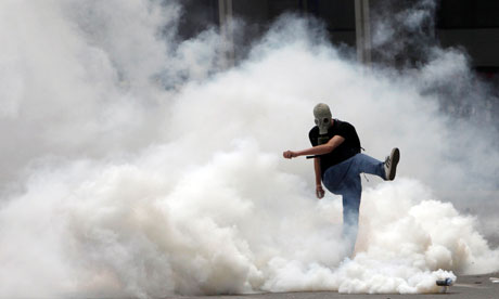 Why It's Kicking Off Everywhere: The New Global Revolutions Paul Mason