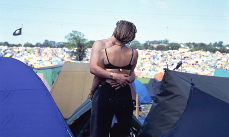 Glastonbury the Movie in Flashback: kissing couple
