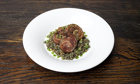 Lamb breast with lentils