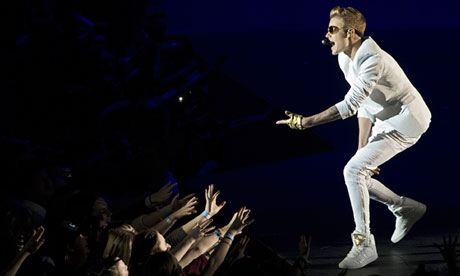 Justin Bieber O2