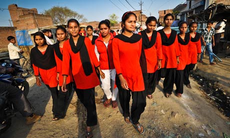 Young women from the Red Brigade