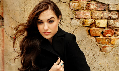 Sasha Grey, Comment