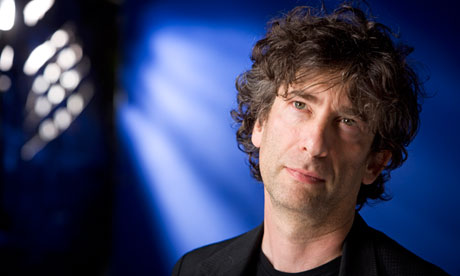 ocean at end of the lane