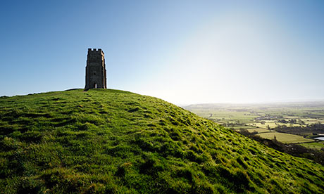 Glastonbury-Tor-at-sunris-008.jpg