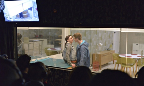 Audience and actors in Mike Bartlett's Game