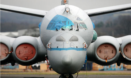 http://static.guim.co.uk/sys-images/Politics/Pix/pictures/2011/1/27/1296118324981/A-Nimrod-MRA4-aircraft-on-007.jpg