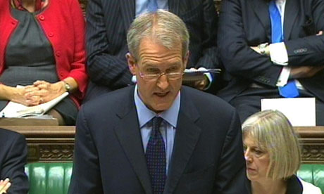 Owen Paterson delivers a statement in the House of Commons