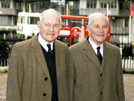 Twins: Cricket twins, Sir Alec (left) and Eric Bedser 