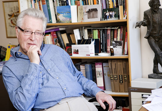 Age, Snapped: Writer, John Elsom