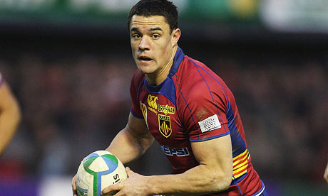 Perpignan flyhalf Dan Carter in action against Leicester