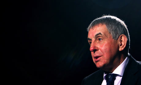 Ian McGeechan will announce a 35 or 36 man Lions squad on Tuesday