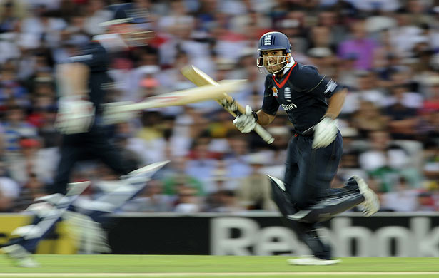 Ravi Bopara and Kevin Pietersen