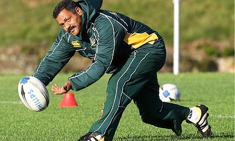 Peter de Villiers is surprised by some of Ian McGeechan's Lions selections