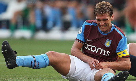 Stilian Petrov hurt his shoulder in a pre-season friendly against Atlante