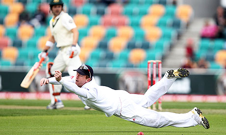 Paul Collingwood fails to take a catch from Ed Cowan during England's match against Australia A