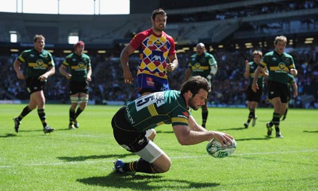 Ben Foden of Northampton scores the opening try of the game against Perpignan