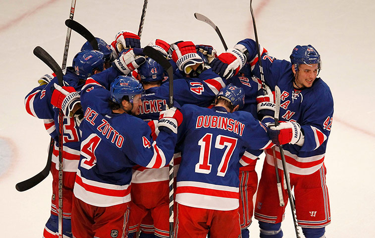 NHL QF: The New York Rangers celebrate