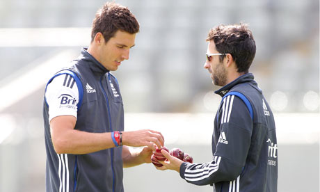 Steven Finn, left, and Graham Onions