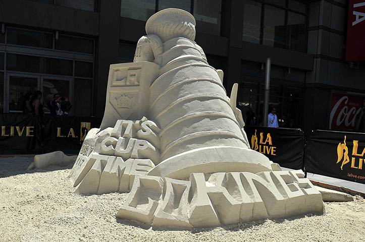 SC:: Devils vs Kings: sand art