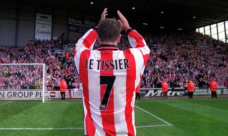 Le Tissier Salutes The Fans
