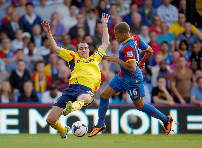 Football Roundup Gallery: Football Roundup Gallery