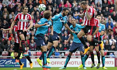 Sunderland's Steven Fletcher scoring their second goal against Stoke City in the Premier League