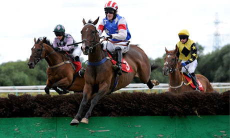 Horse Racing - Family Fun Day - Southwell Racecourse