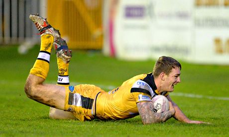 Castleford Tigers v Catalans Dragons - First Utility Super League