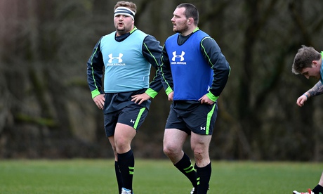 Tomas-Francis-Ken-Owens-Wales-training