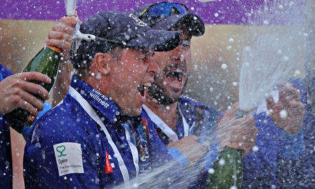 Geraint Jones says his Gloucestershire team-mates 'made my last few months in cricket so enjoyable