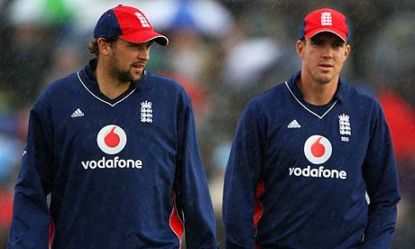 Steve Harmison and Kevin Pietersen
