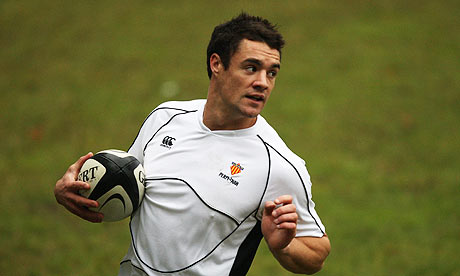 Dan Carter has been forced on to the sidelines for a week after injuring his