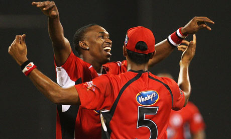 Dwayne Bravo and Sherwin Ganga celebrate victory over Somerset