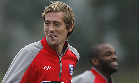 Peter Crouch and Darren Bent attend a team training session in London Colney