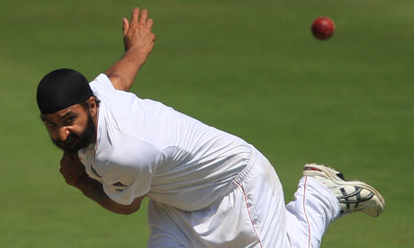 Monty-Panesar-of-Sussex-a-001.jpg