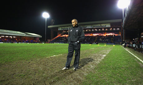 Sale Sharks off v Wasps