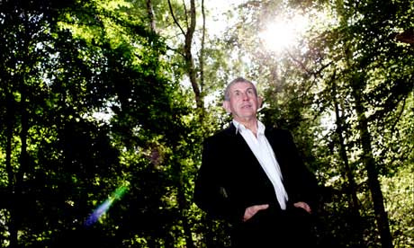 Ian McGeechan's contract with London Wasps has been ended a year early