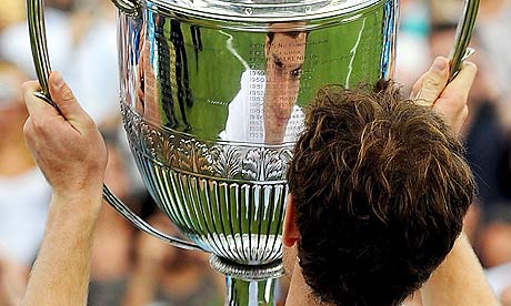 andy murray queens trophy. Andy Murray with the Queen#39;s