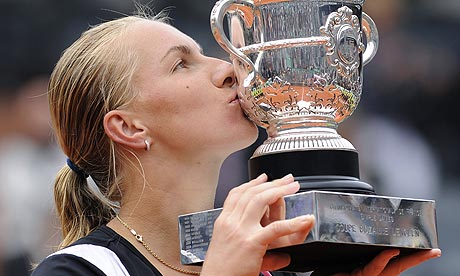 Svetlana Kuznetsova celebrates her success at Roland Garros