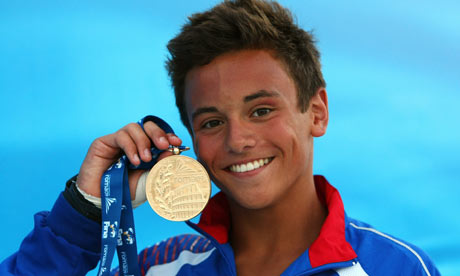 Tom-Daley-with-gold-medal-001.jpg