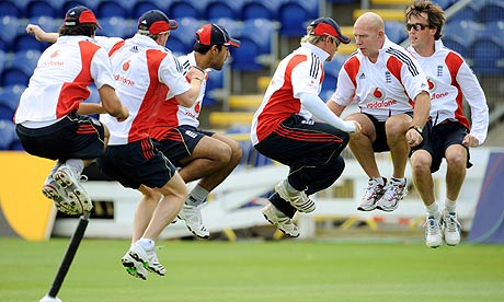 England players take part in a skipping session