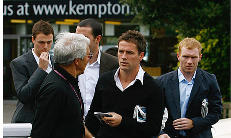 Michael-Owen-and-Paul-Sch-001.jpg