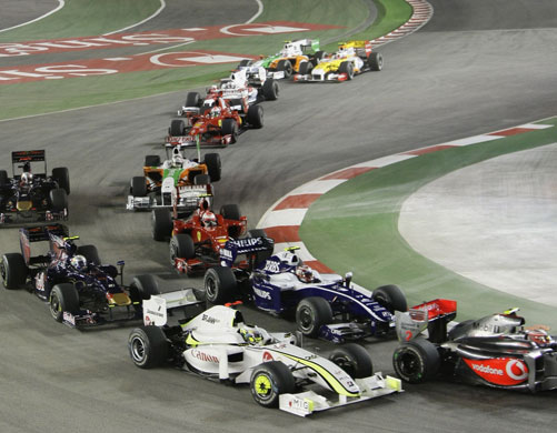 Singapore GP: Heikki Kovalainen leads Jenson Button