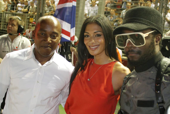 Singapore GP: Lewis Hamilton's dad, a Pussycat Doll and a Blackeyed Pea