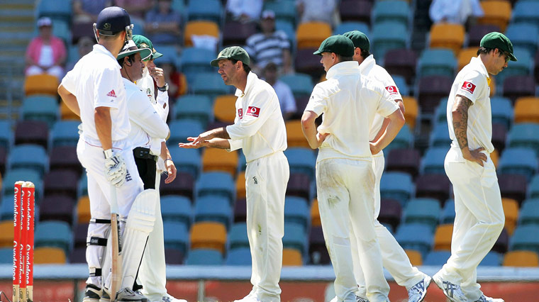 Ashes 2010: Ricky Ponting talks to Aleem Dar
