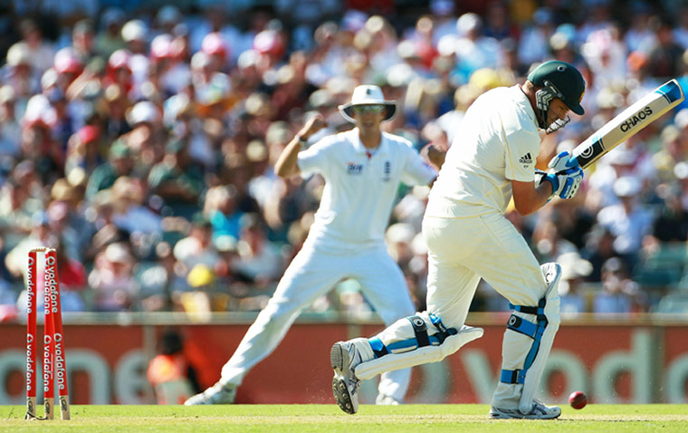 Ashes 2010: Ryan Harris is bowled by Jimmy Anderson