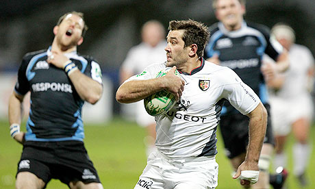 Toulouse's Florian Fritz bursts clear to score a try against Glasgow Warriors last weekend