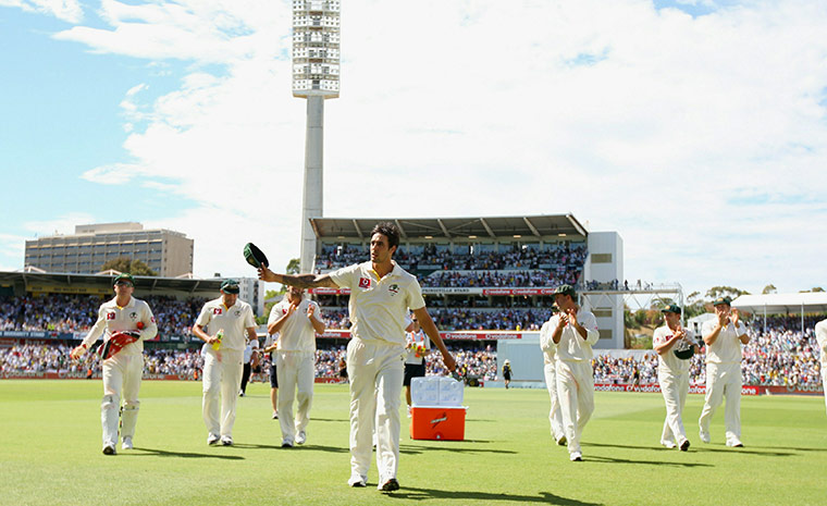 Ashes 2010: Australia walk off